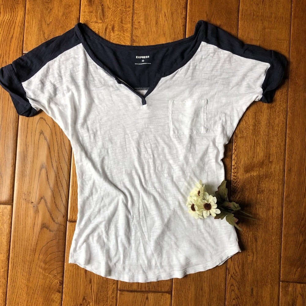 Express Tee